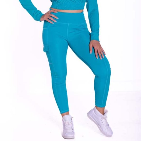 Long Sleeve Hoodie Turquoise Crop Top And High Waisted Legging Set - Picture 2 of 7